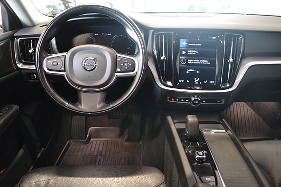 Volvo V60 5 of 12