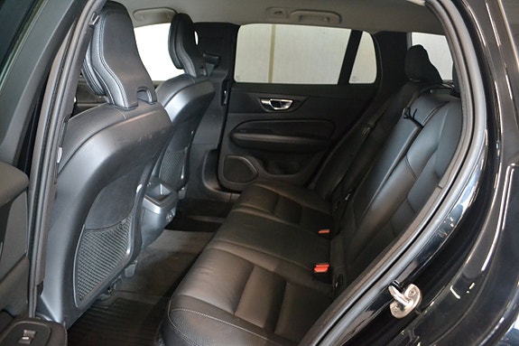 Volvo V60 9 of 12