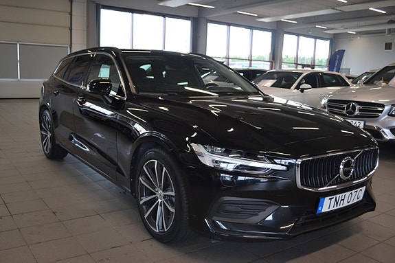Volvo V60 4 of 12