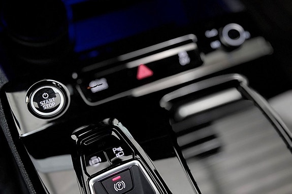 Audi Q6 e-tron 30 of 30