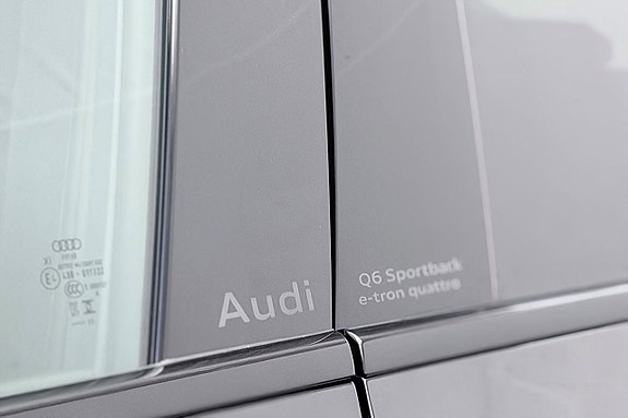 Audi Q6 e-tron 13 of 30