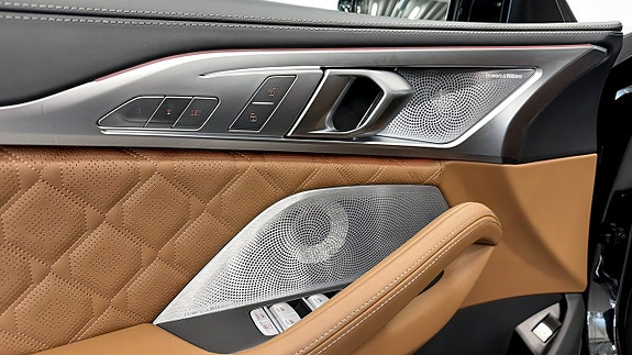 BMW M8 13 of 14