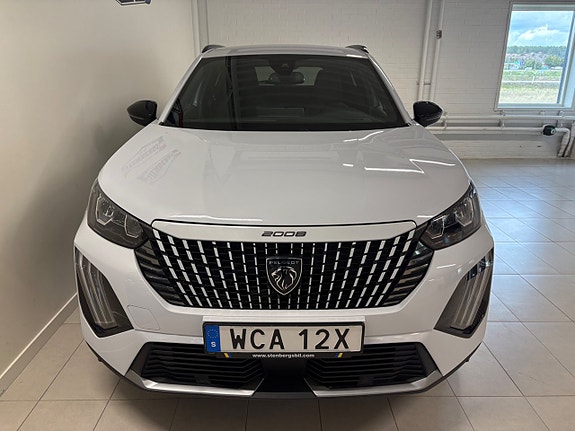 Peugeot 2008 2 of 17