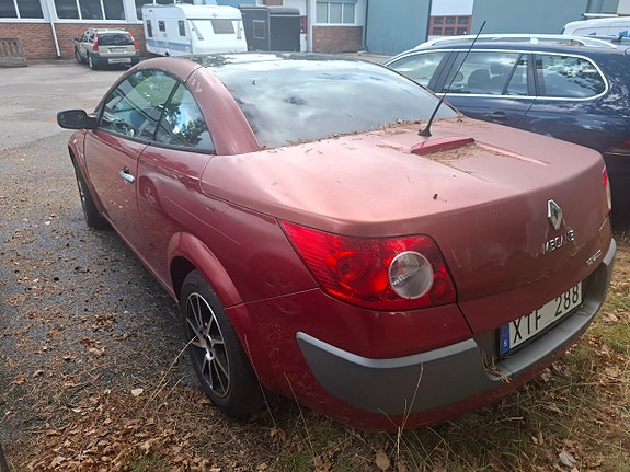 Renault Megane 2 of 5