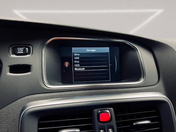 Volvo V40 23 of 29