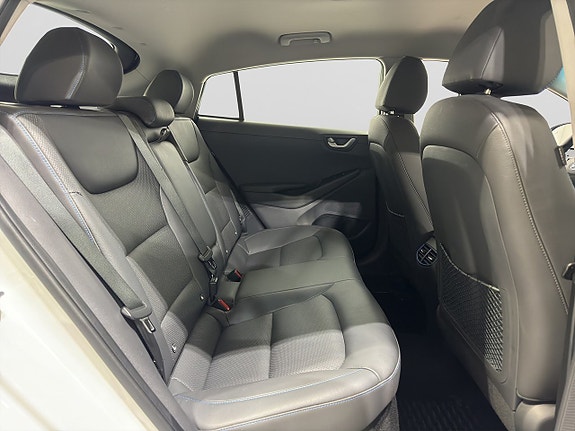 Hyundai IONIQ 10 of 22