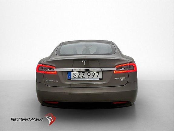 Tesla Model S 8 of 30