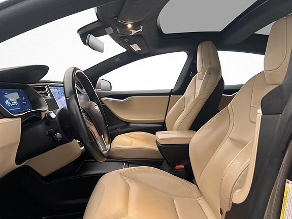 Tesla Model S 12 of 30