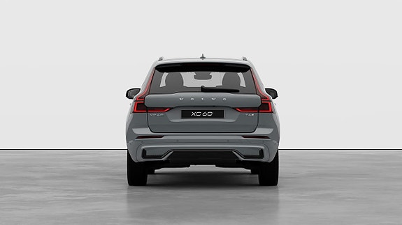 Volvo XC60 3 of 30