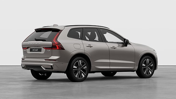 Volvo XC60 9 of 30