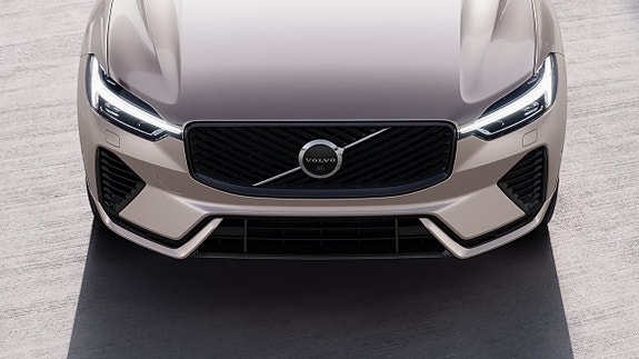 Volvo XC60 10 of 30
