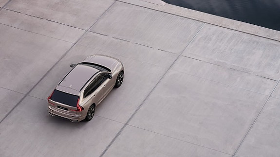 Volvo XC60 16 of 30