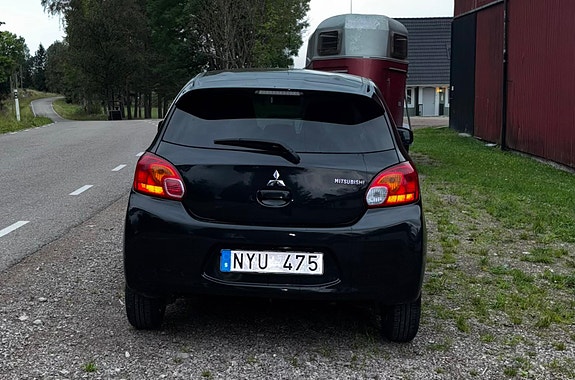 Mitsubishi Space Star 4 of 8