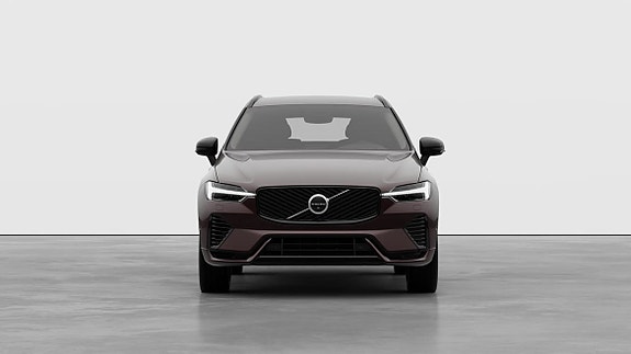 Volvo XC60 2 of 30