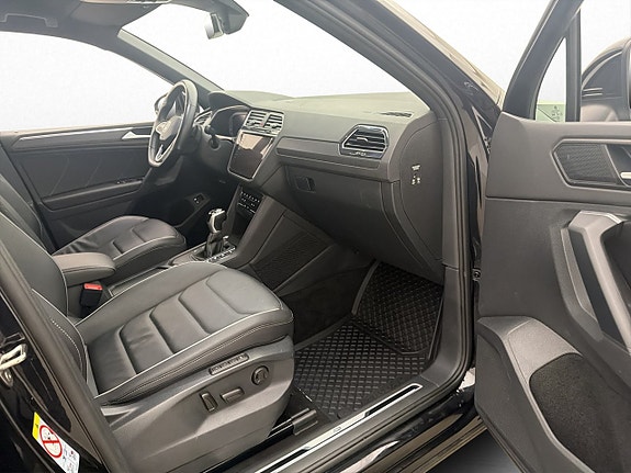 Volkswagen Tiguan 28 of 30
