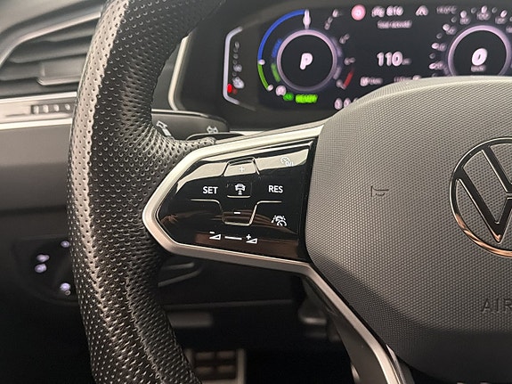 Volkswagen Tiguan 15 of 30