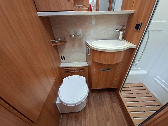 Hymer T 668 SL Låga långbäddar toa bak Automat ALDE 23 of 30