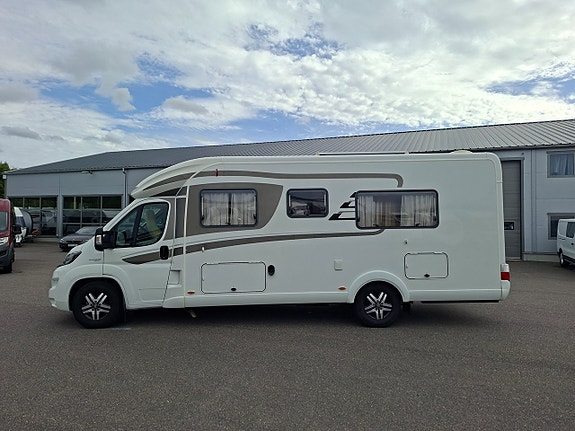 Hymer T 668 SL Låga långbäddar toa bak Automat ALDE 4 of 30