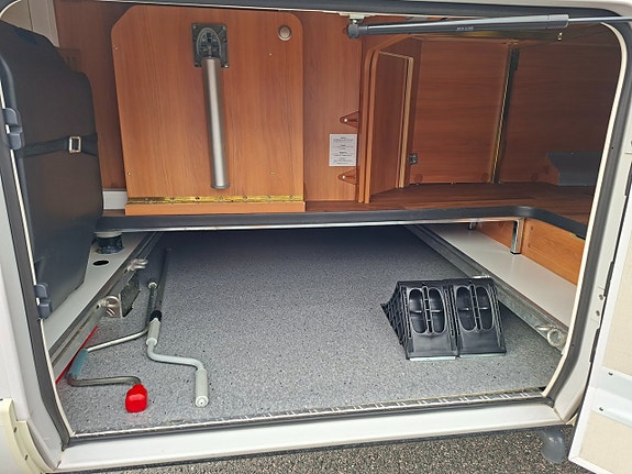 Hymer T 668 SL Låga långbäddar toa bak Automat ALDE 7 of 30