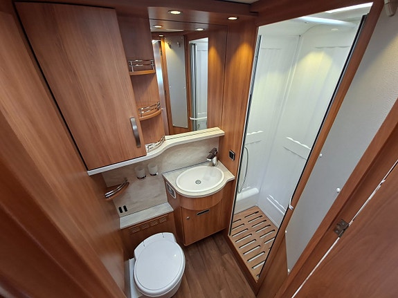 Hymer T 668 SL Låga långbäddar toa bak Automat ALDE 22 of 30
