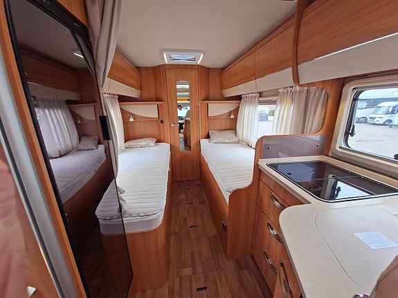 Hymer T 668 SL Låga långbäddar toa bak Automat ALDE 15 of 30