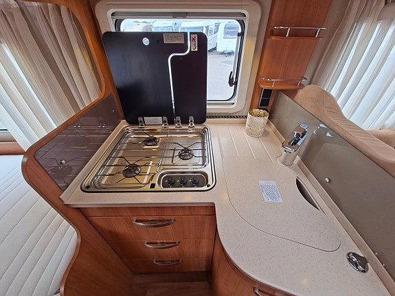 Hymer T 668 SL Låga långbäddar toa bak Automat ALDE 17 of 30