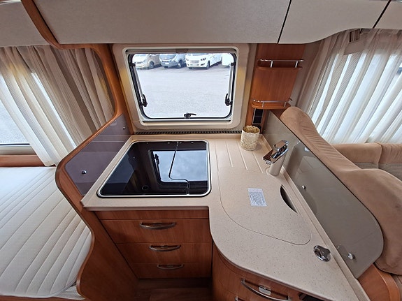 Hymer T 668 SL Låga långbäddar toa bak Automat ALDE 16 of 30