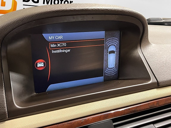 Volvo XC70 22 of 23