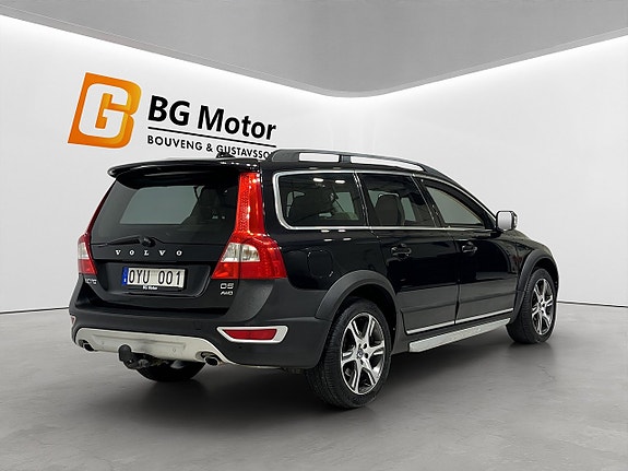 Volvo XC70 4 of 23