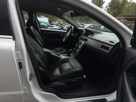 Volvo V70 20 of 21