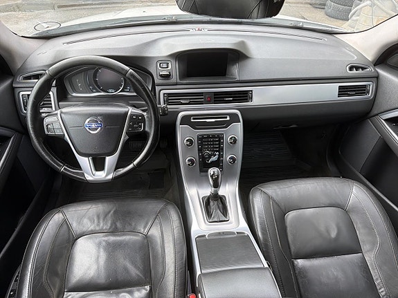Volvo V70 17 of 21
