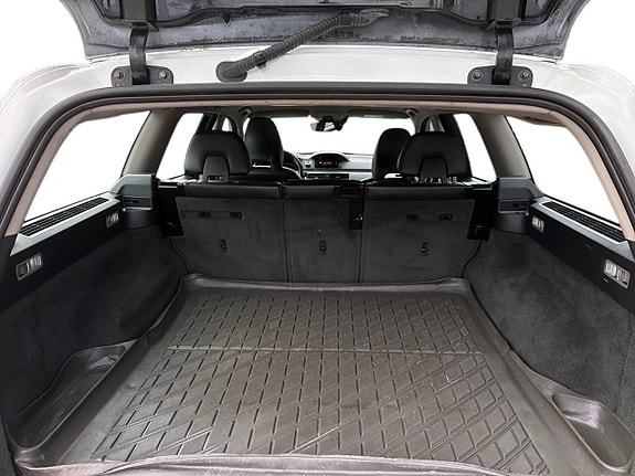Volvo V70 15 of 21