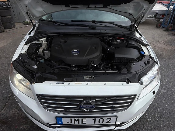 Volvo V70 18 of 21