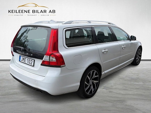 Volvo V70 8 of 21