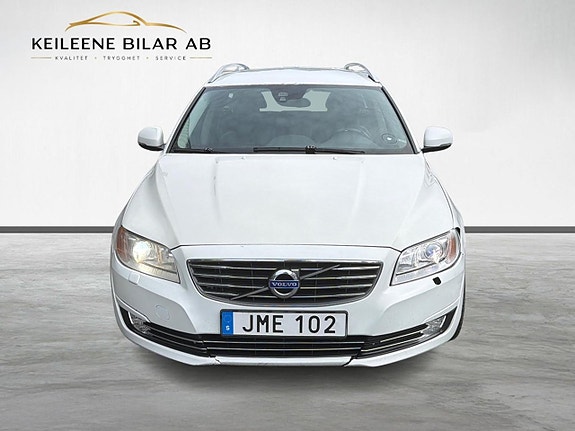 Volvo V70 4 of 21