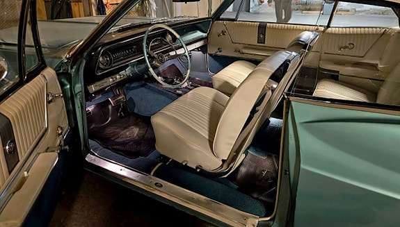 Chevrolet Impala 5 of 8