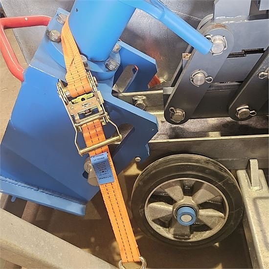 Thyssen Krupp SZ 10 - Hydraulic pipe pulling machine / pipe 6 of 22