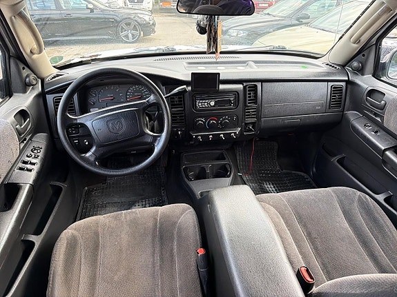 Dodge Dakota 16 of 24