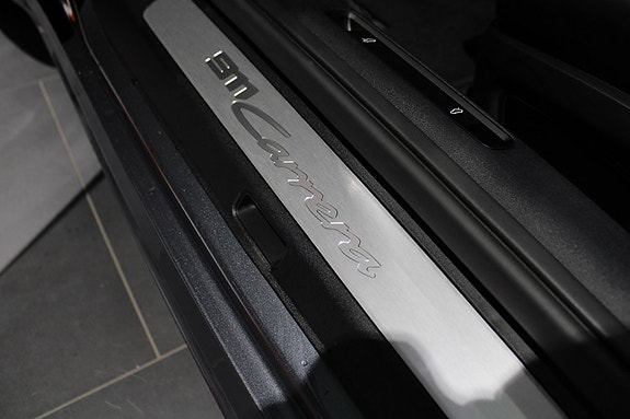 Porsche 992 9 of 17