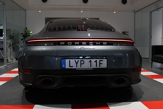 Porsche 992 6 of 17