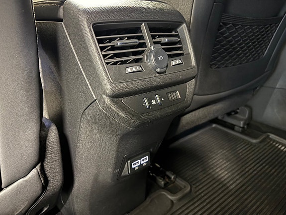 Peugeot 5008 18 of 24