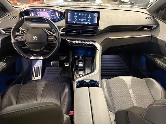 Peugeot 5008 10 of 24
