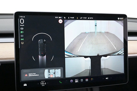 Tesla Model Y 16 of 27