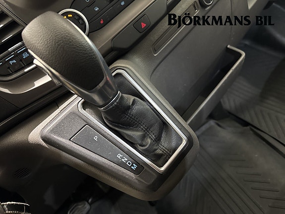 Ford Transit 12 of 17