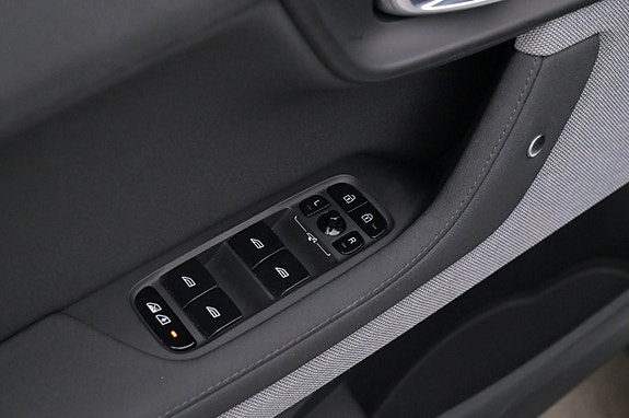 Polestar 2 10 of 27