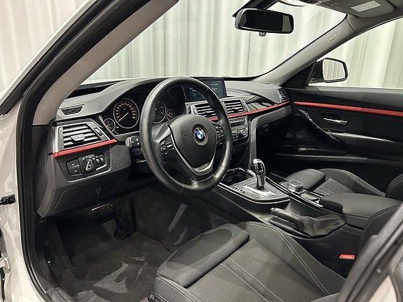 BMW 320 8 of 13