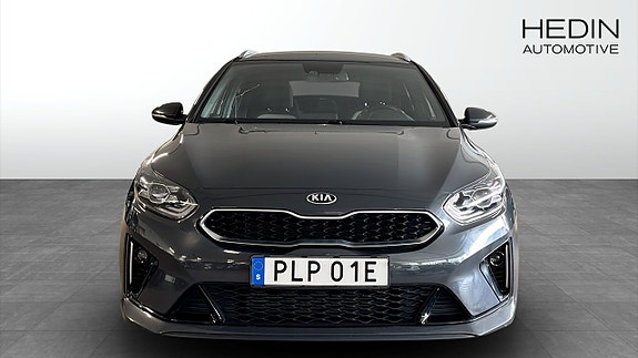 Kia Ceed 8 of 15