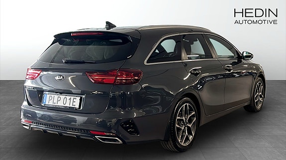 Kia Ceed 2 of 15