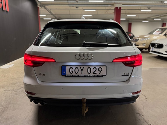 Audi A4 4 of 15