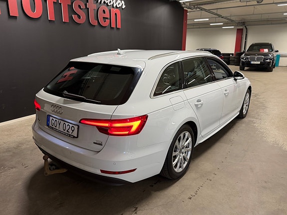 Audi A4 3 of 15